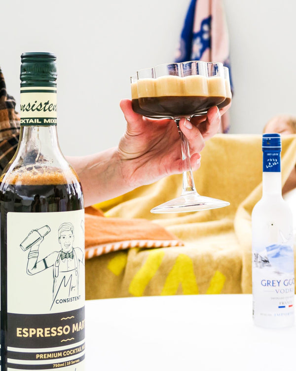 ESPRESSO MARTINI - Cocktail Mixer